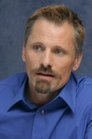 Viggo Mortensen magic mug #G584307