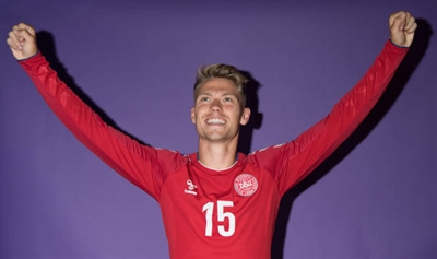 Viktor Fischer posters