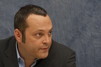 Vince Vaughn Longsleeve T-shirt #2243972