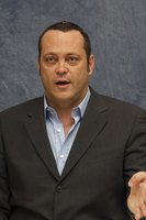 Vince Vaughn Longsleeve T-shirt #2243991