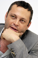 Vince Vaughn Longsleeve T-shirt #2287988