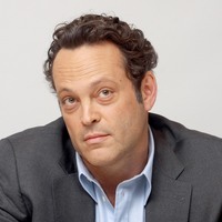 Vince Vaughn Longsleeve T-shirt #2361935