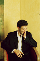 Vincent Cassel Longsleeve T-shirt #2212217