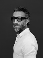 Vincent Cassel magic mug #G2296277