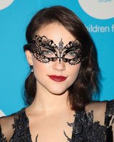 Violett Beane tote bag #G2369466