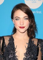 Violett Beane longsleeve t-shirt #3752222