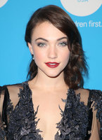 Violett Beane Sweatshirt #3752224