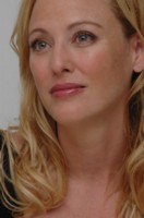 Virginia Madsen t-shirt #1479253