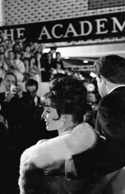 Warren Beatty posters