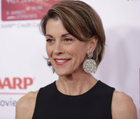 Wendie Malick Longsleeve T-shirt #3266780