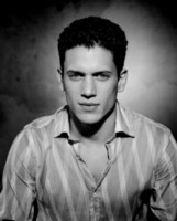 Wentworth Miller Longsleeve T-shirt #1441207