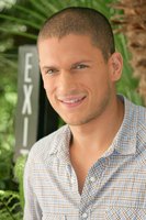 Wentworth Miller Longsleeve T-shirt #2232202