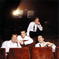 Westlife Longsleeve T-shirt #2542486