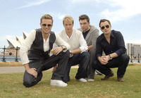 Westlife Sweatshirt #2659269