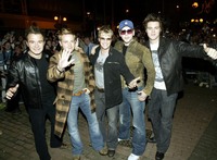 Westlife longsleeve t-shirt #2659273