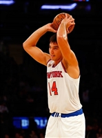 Willy Hernangomez Sweatshirt #3404305
