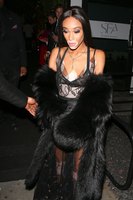 Winnie Harlow Sweatshirt #3175371