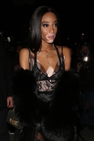 Winnie Harlow Sweatshirt #3175407