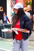 Winnie Harlow Sweatshirt #3255013