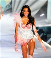 Winnie Harlow Sweatshirt #3636146