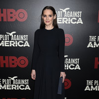 Winona Ryder Longsleeve T-shirt #3939067