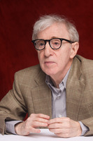 Woody Allen Sweatshirt #2454223