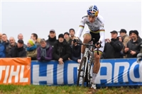 Wout Van Aert Longsleeve T-shirt #3704378