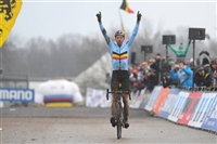 Wout Van Aert mug #G2321652