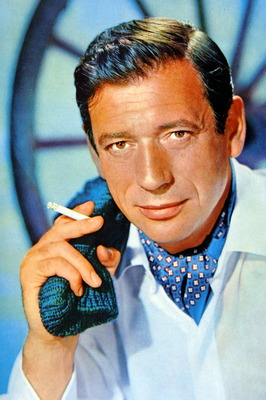 Yves Montand Poster 2605765
