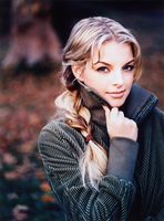 Yvonne Catterfeld Sweatshirt #2078629