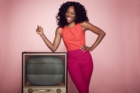 Yvonne Orji mug #G2294609