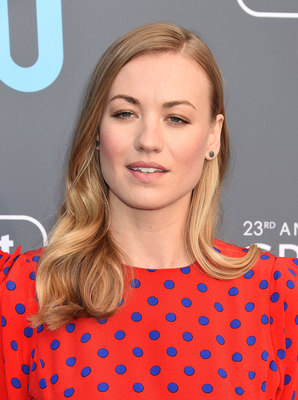 Yvonne Strahovski posters