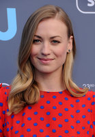 Yvonne Strahovski mug #G1254812