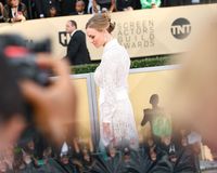 Yvonne Strahovski longsleeve t-shirt #3012715