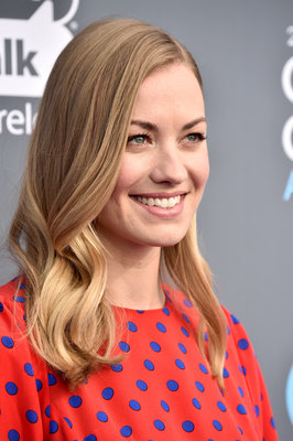 Yvonne Strahovski posters