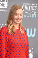 Yvonne Strahovski mug #G1254819