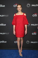 Yvonne Strahovski longsleeve t-shirt #3200463