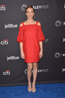 Yvonne Strahovski mug #G1442563