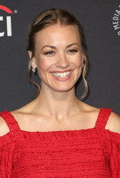 Yvonne Strahovski longsleeve t-shirt #3200549
