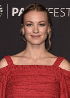 Yvonne Strahovski tote bag #G1442651