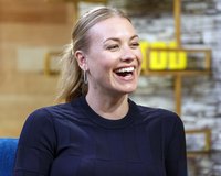 Yvonne Strahovski Sweatshirt #3322920