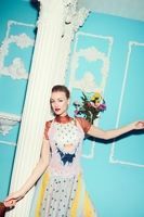 Yvonne Strahovski longsleeve t-shirt #3823522