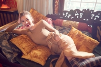 Yvonne Strahovski longsleeve t-shirt #3823525