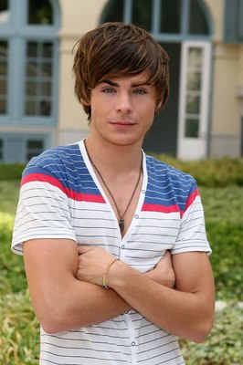 Zac Efron Poster 2210027