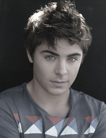 Zac Efron Longsleeve T-shirt #2217847