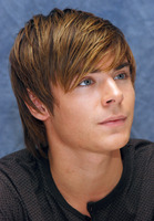 Zac Efron Sweatshirt #2236851
