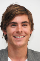 Zac Efron Longsleeve T-shirt #2236887