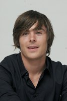 Zac Efron Sweatshirt #2258334
