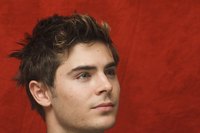 Zac Efron Longsleeve T-shirt #2258354