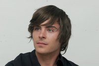 Zac Efron Longsleeve T-shirt #2258357